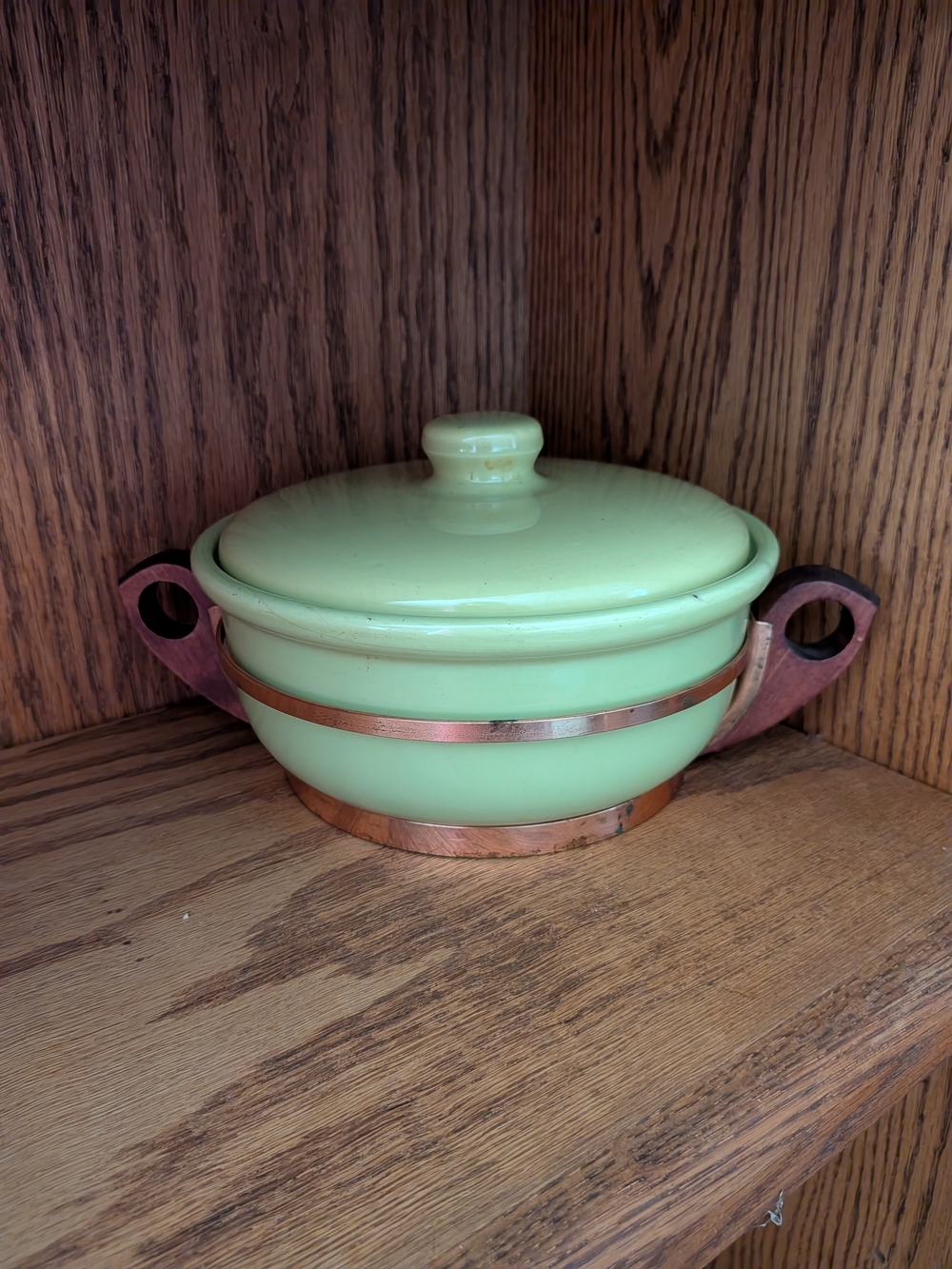 Vintage Bauer Pottery Monterey Moderne covered casserole dish